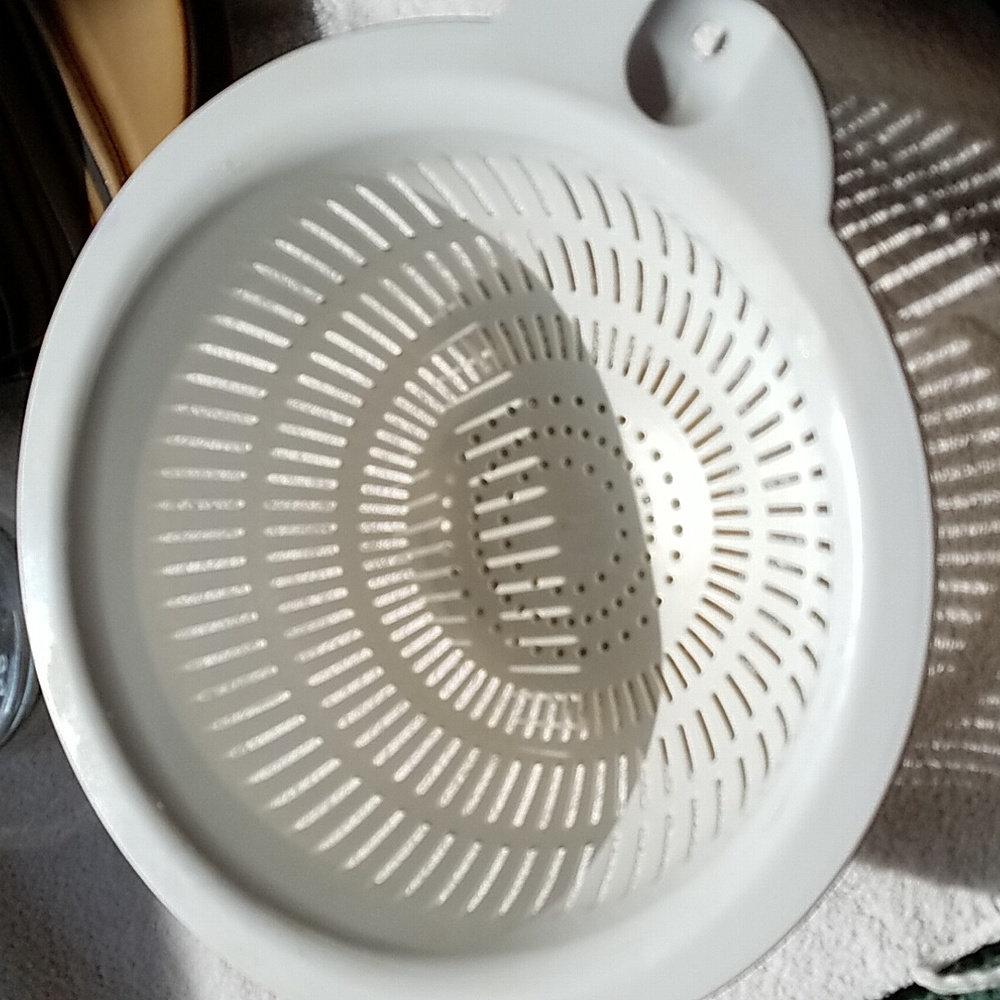 White Plastic Colander